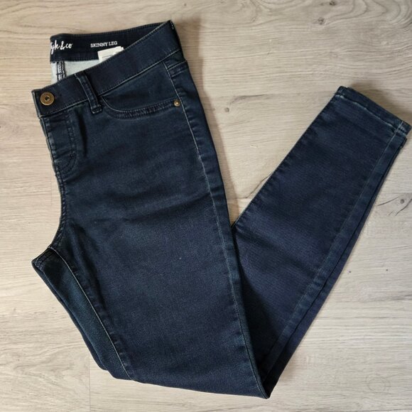 Style & Co Skinny Leg Jeans - Picture 1 of 9